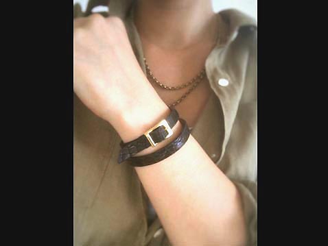 レザーブレスレット