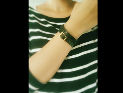 レザーブレスレット