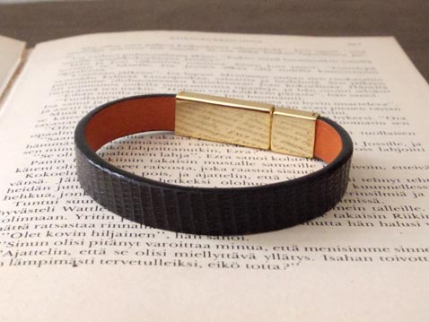 レザーブレスレット