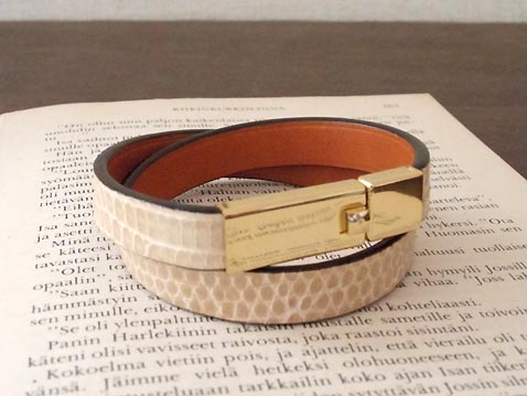 レザーブレスレット