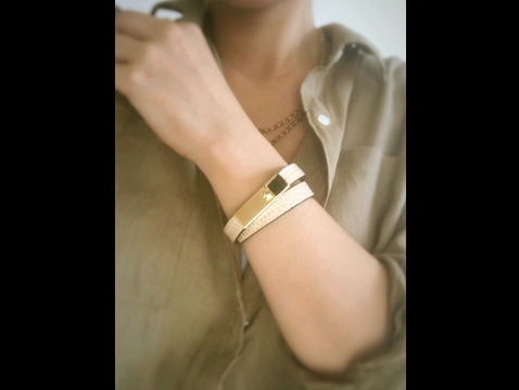 レザーブレスレット