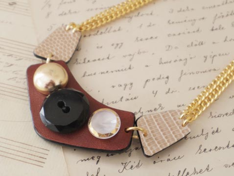 レザーブレスレット