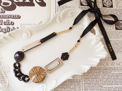 レザーブレスレット