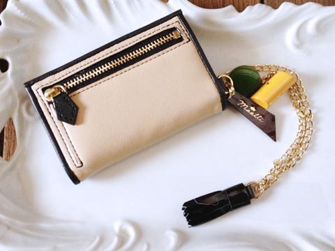 レザーブレスレット