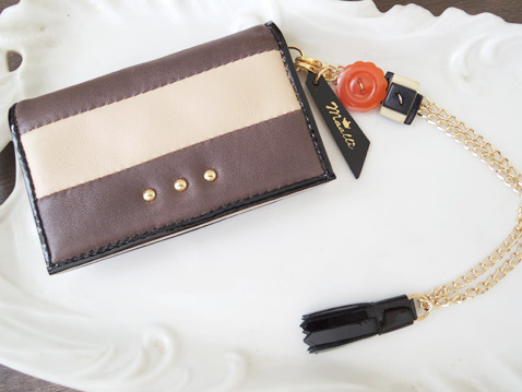 小銭入れ付きキーケース