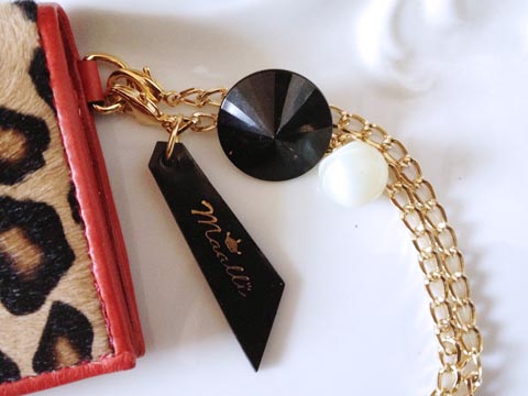 レザーブレスレット