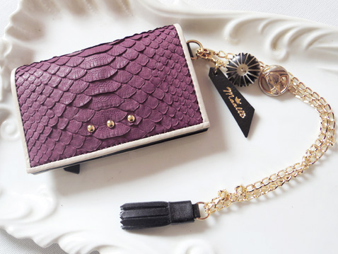 小銭入れ付きキーケース