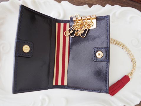 レザーブレスレット