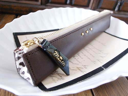 レザーブレスレット