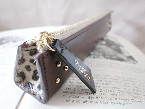 レザーブレスレット