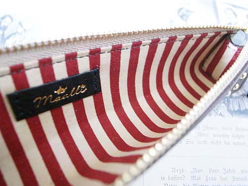 レザーブレスレット